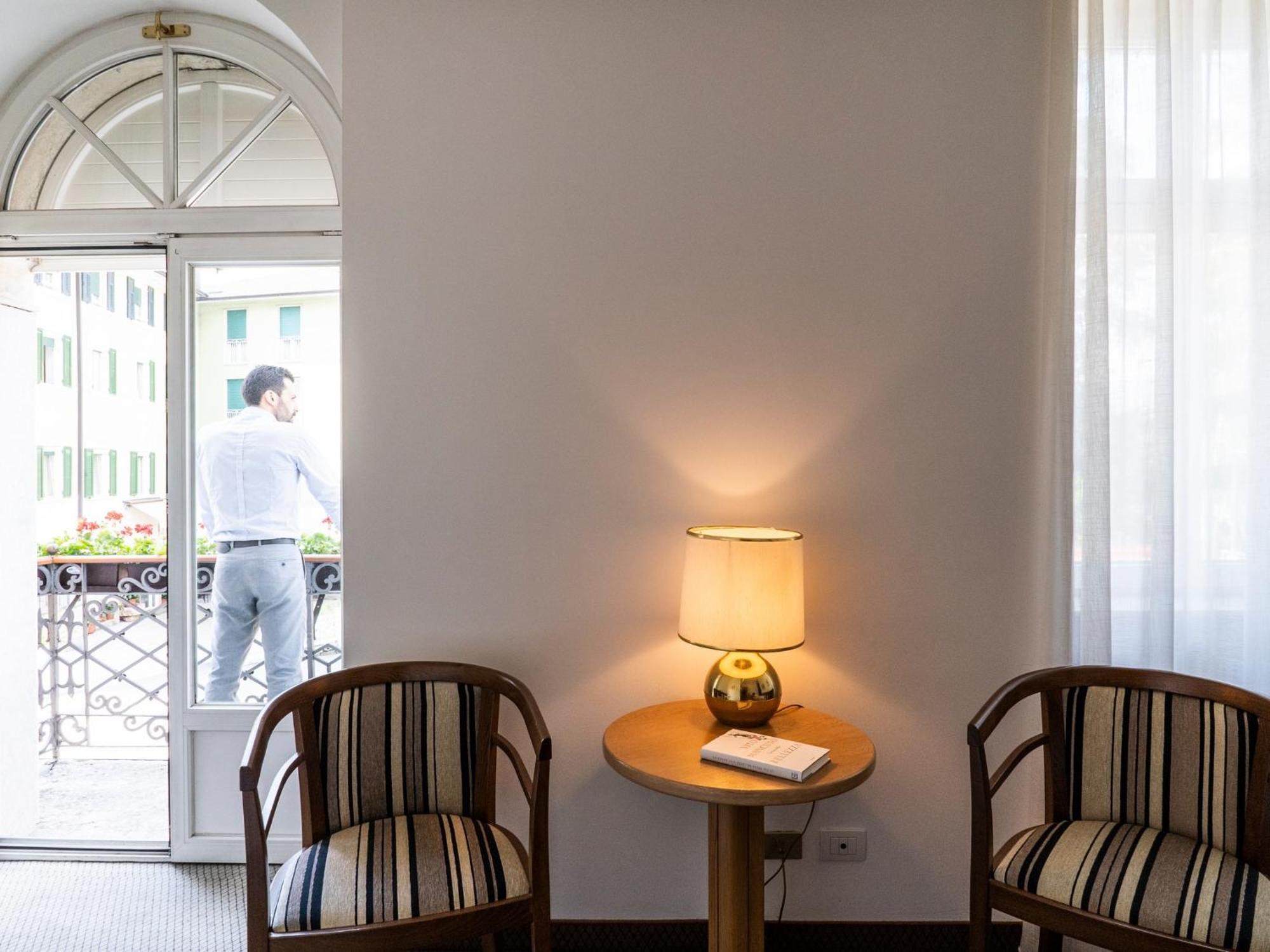 Hotel Villa Regina Levico Terme Kültér fotó