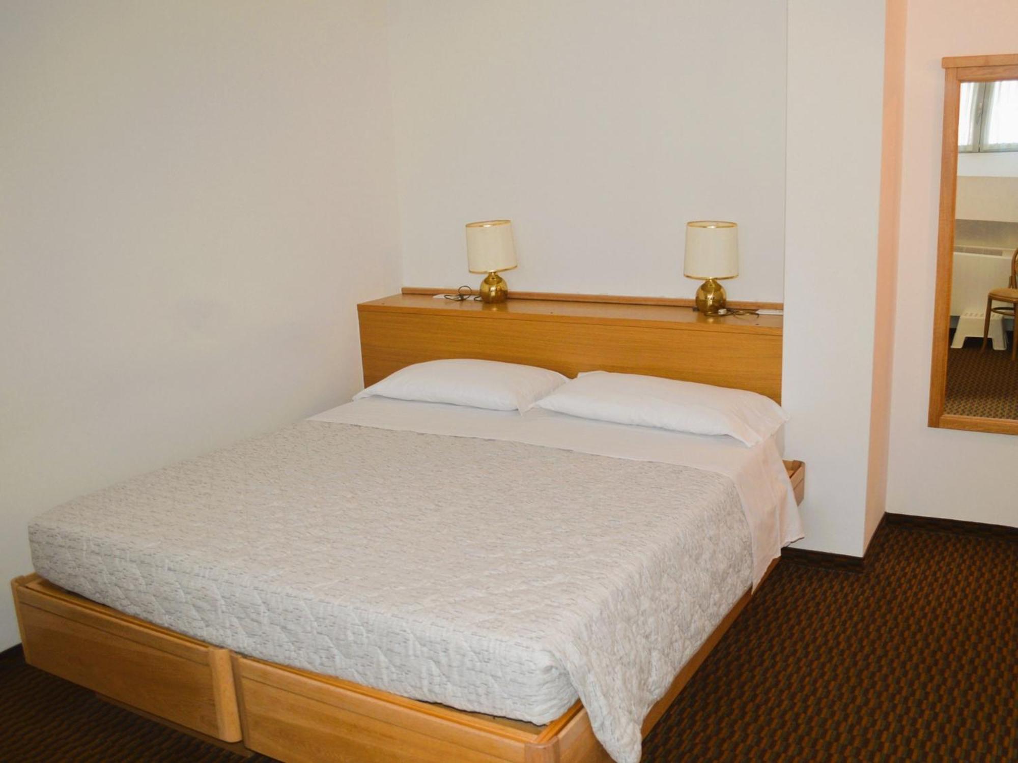 Hotel Villa Regina Levico Terme Kültér fotó